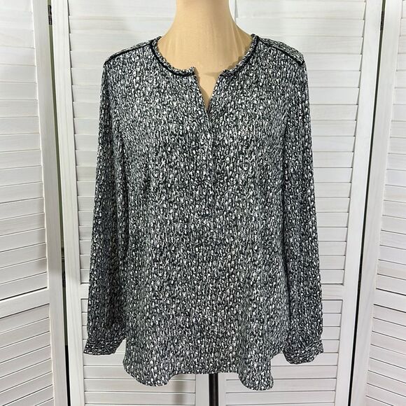 Talbots Top Large Lightweight Flowy Henley Gray & Black - Picture 2 of 12
